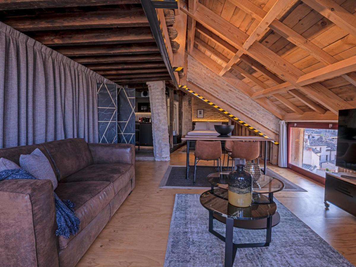 Casa Palacio Rodrigo De La Fuente By Principe David - Seis Apartamentos De Lujo - Tolède Extérieur photo